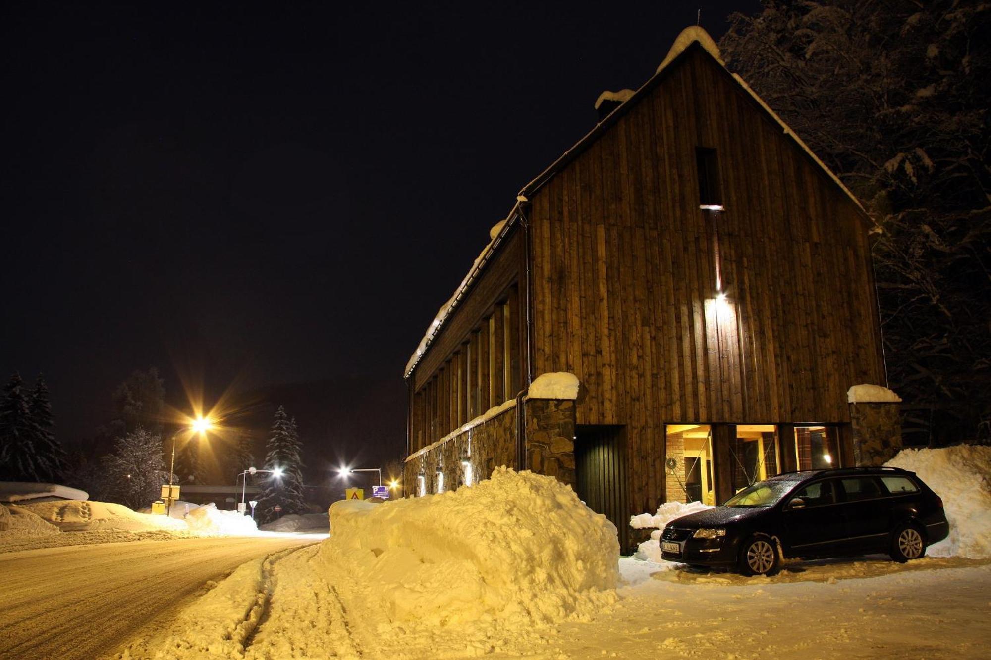 Krakonosova Dilna "Woodhaus" Apart otel Špindlerŭv Mlýn Dış mekan fotoğraf